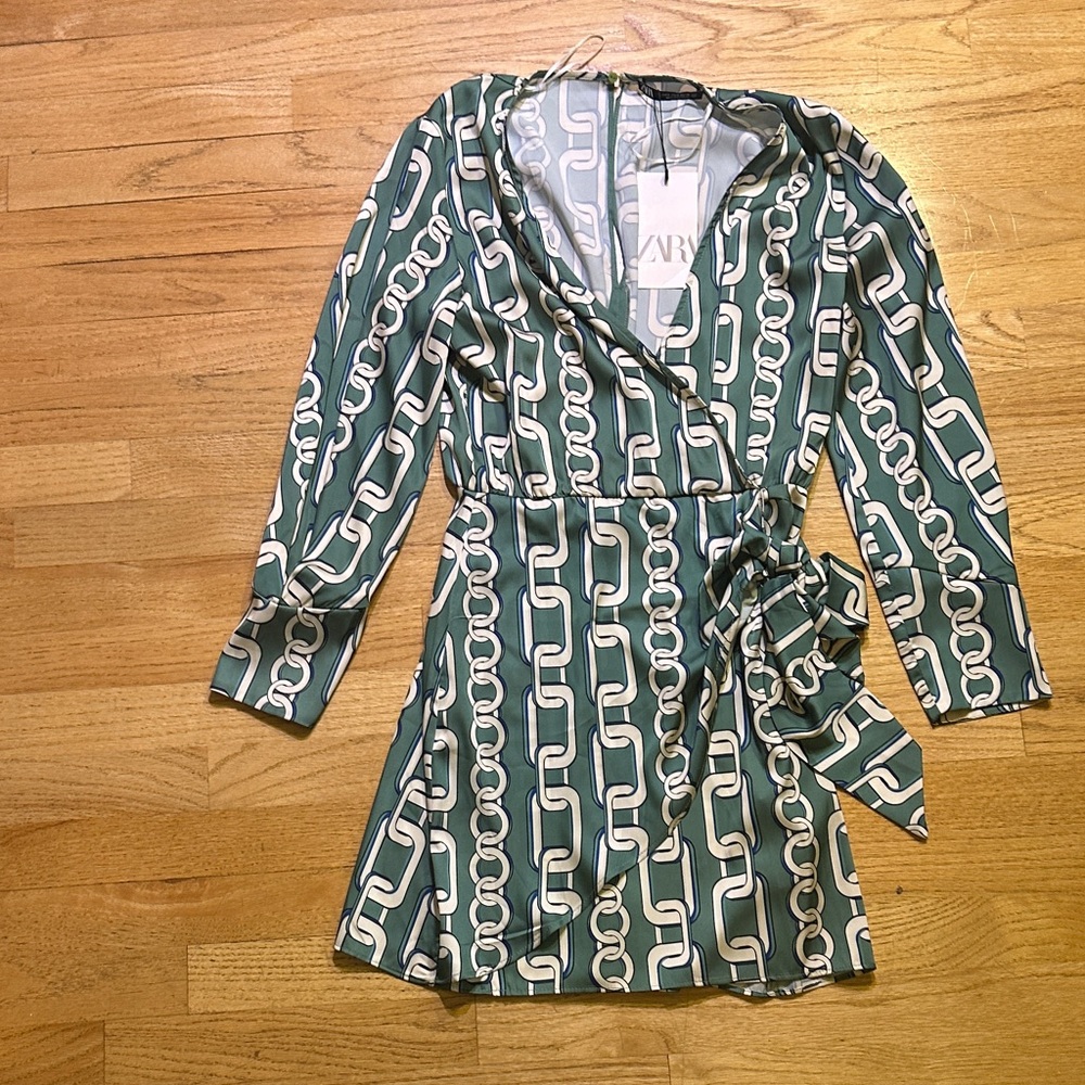LAST CHANCE OFFER: Zara Teal Chain Print Wrap Dress NWT